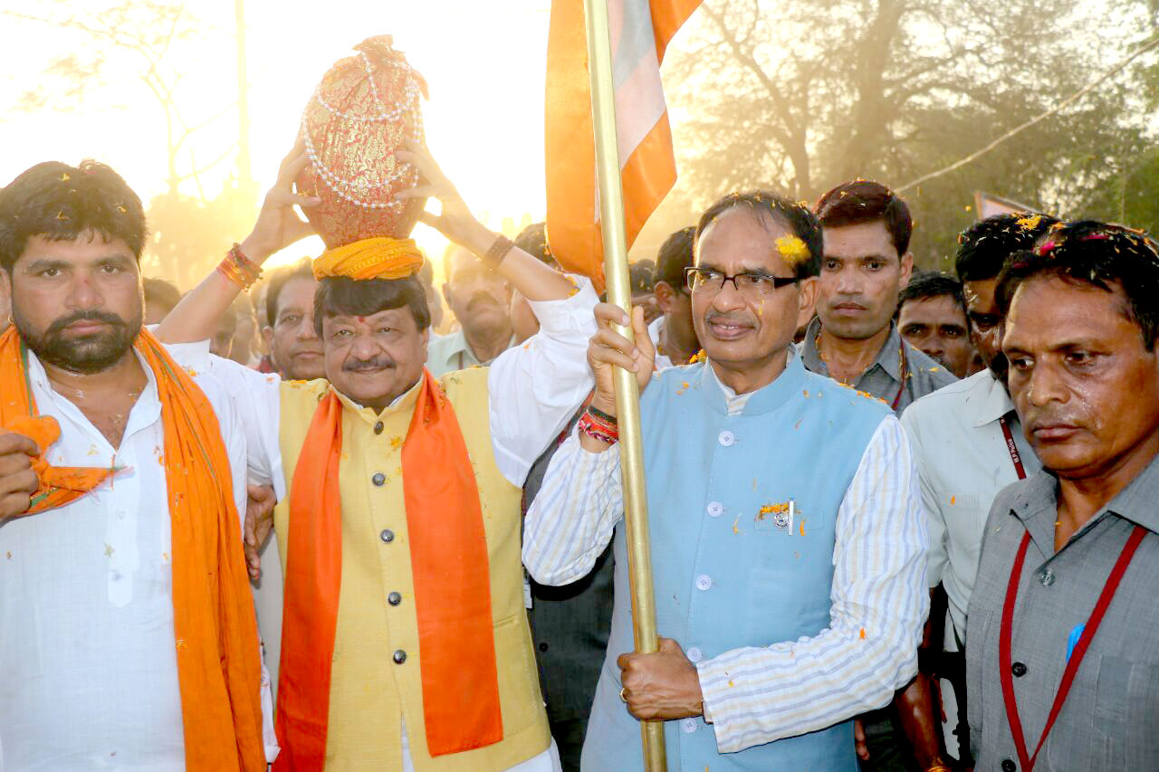 नर्मदा तट पर बड़ा वृक्षारोपण जुलाई में