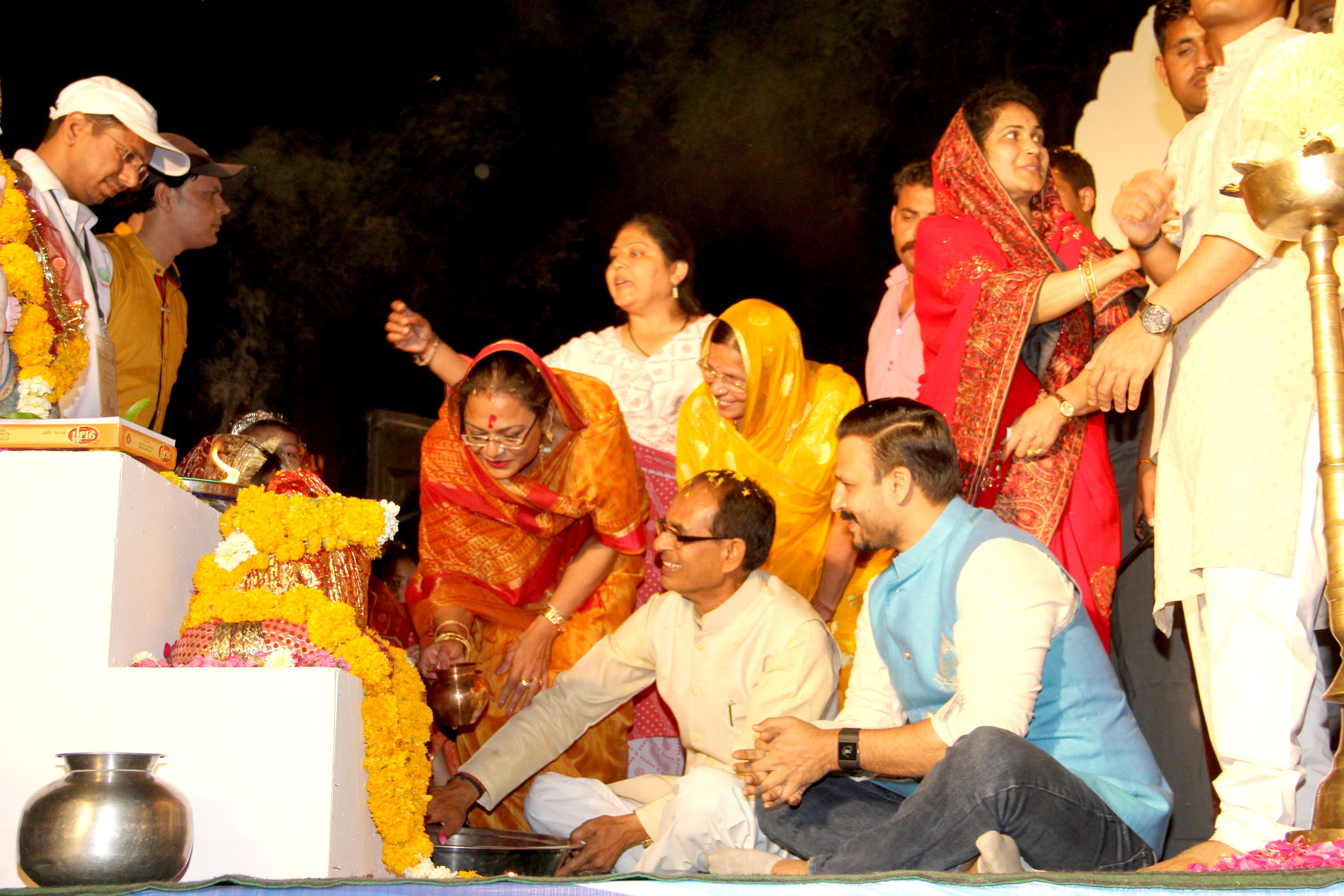 vivek oberoy narmda yatra