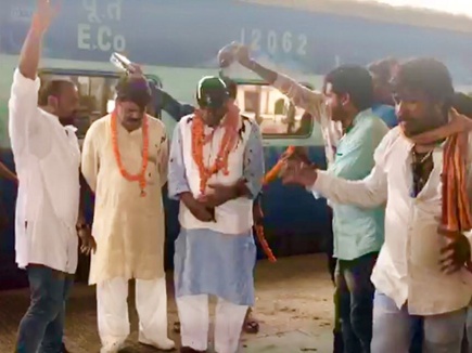 पूर्व सांसद महाबल मिश्रा 