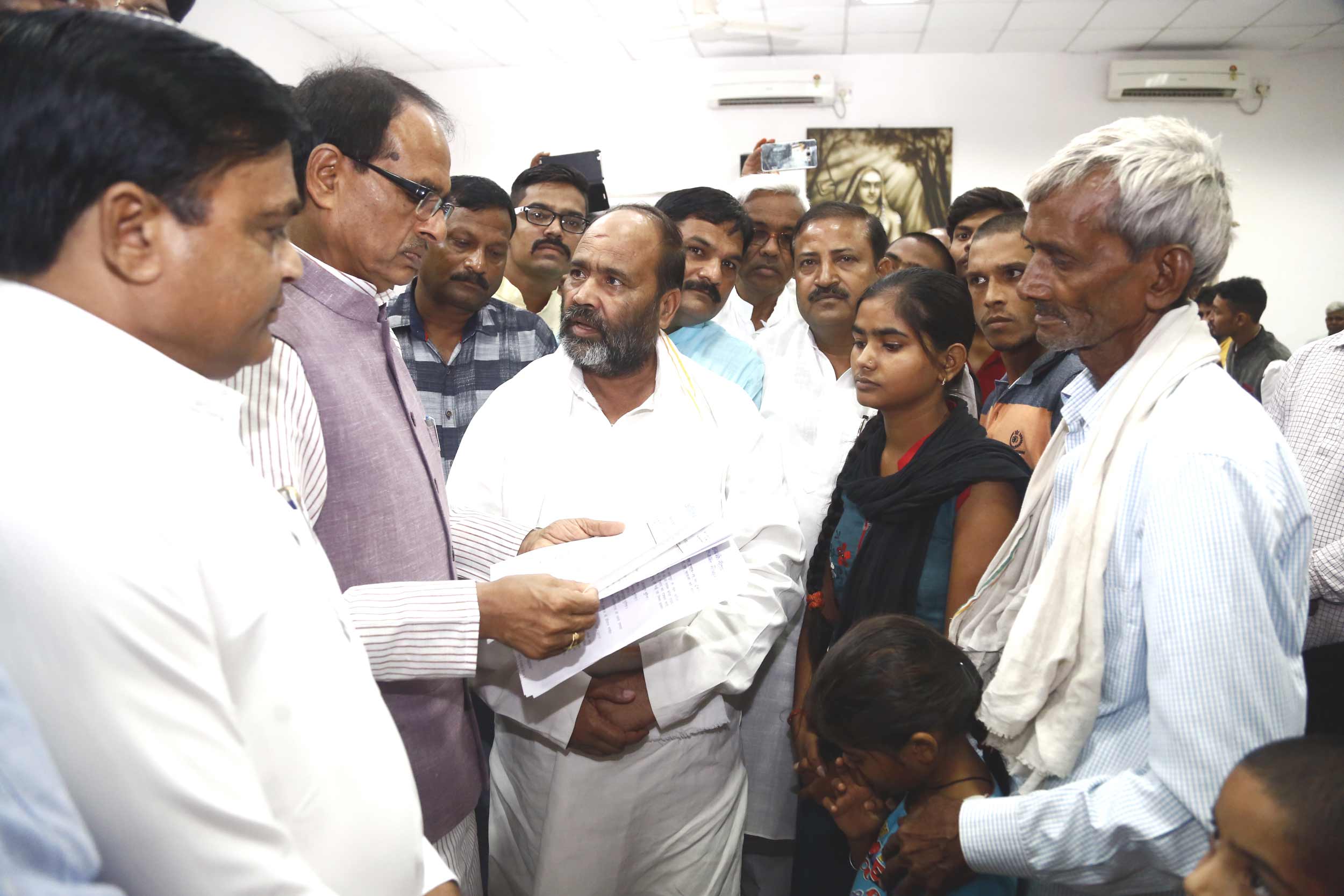 ट्रैक्टर-ट्राली और ट्रक की टक्कर