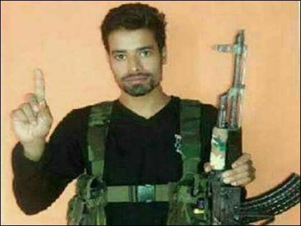 हिजबुल आतंकी आदिल 