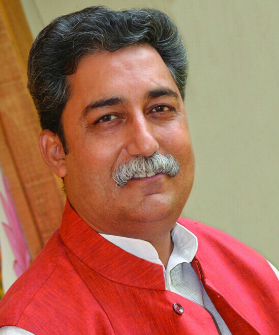 राकेश पाठक बने कर्मवीर के प्रधान संपादक