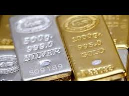 सोना गिरा, चांदी चमकी 