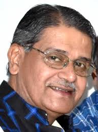  पत्रकार जगदीश उपासने 