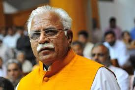 खटटर बोले -सार्वजानिक स्थानों पर न पढ़ी जाए नमाज 