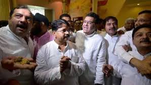  कांग्रेस ने पेश किया अविश्वास प्रस्ताव, विधानसभा की कार्यवाही स्थगित