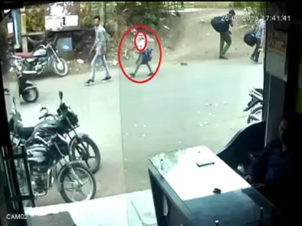 मंदसौर रेप कांड  -मासूम की हालत में हो रहा है सुधार