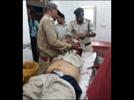  रेत माफिया ने ट्रैक्टर से कुचलकर डिप्टी रेंजर की हत्या की 