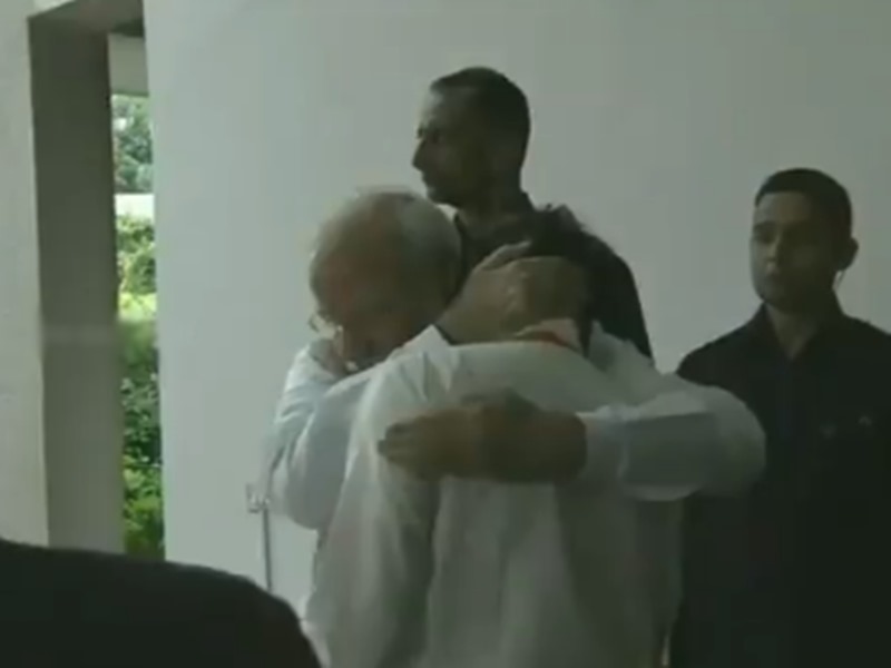 भावुक -modi -sivaan