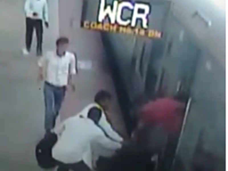 ट्रेन -जान बची