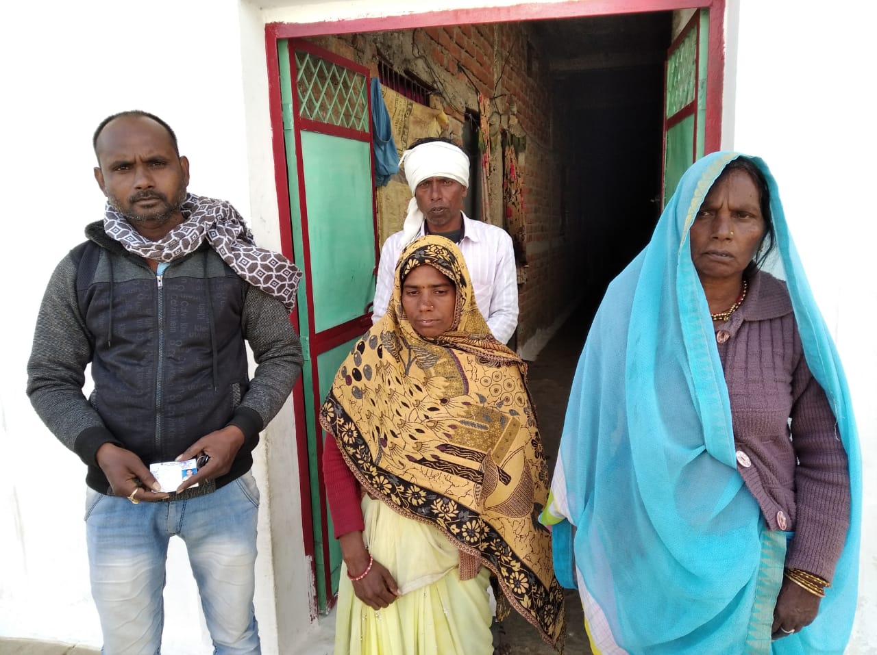 jabalpur, Two minor real sisters, left for school,mysterious condition