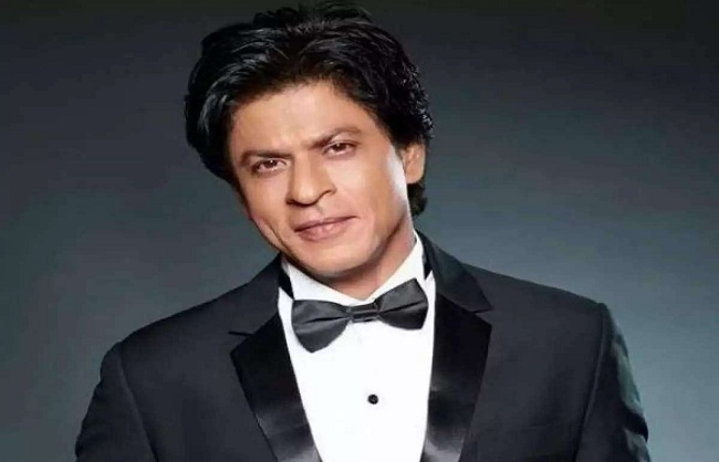 mumbai, Shahrukh Khan, provided 25000 PPE kits,Maharashtra Health Workers