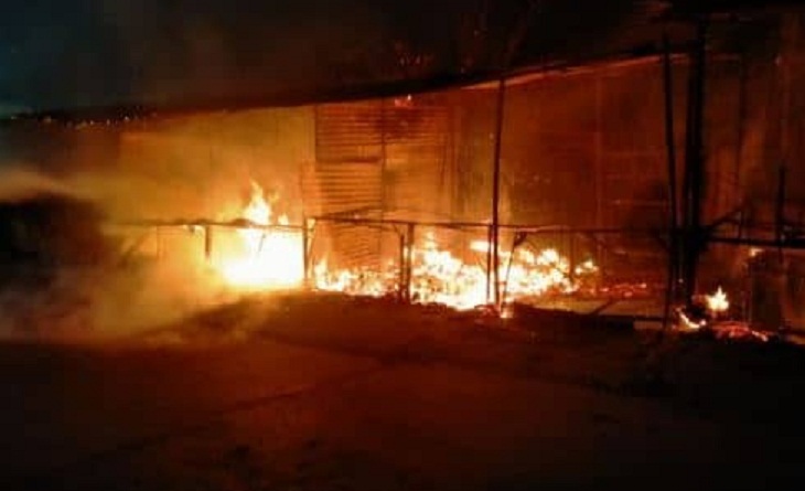 jabalpur, 16 shops,ancient,Tripura Sundari temple, burnt down