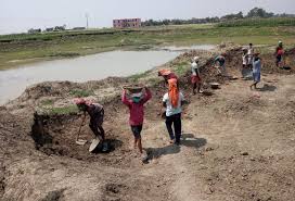 bhopal,Only returned laborers, write the story , prosperity of villages