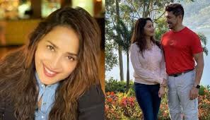 mumbai, Bollywood, Madhuri Dixit , Doctor