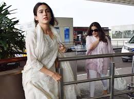 mumbai, Actress Sara Ali Khan, shares mother Amrita Singh, photo on her birthday