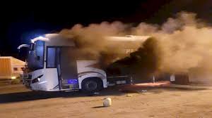 dhar, sudden fire,bus going from, Indore to Mumbai, no casualties