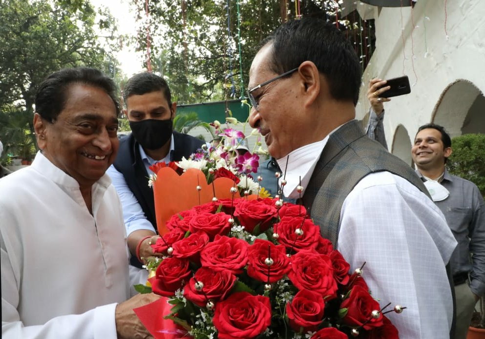 bhopal, Kamal Nath mmet CM Shivraj, wishing him victory , by-election