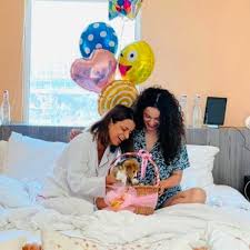 mumbai, Kangana Ranaut, gave special gift ,sister Rangoli Chandel