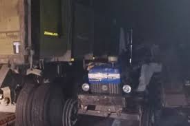 Shahdol, High speed dumper, hit tractor standing , road side, three youths killed