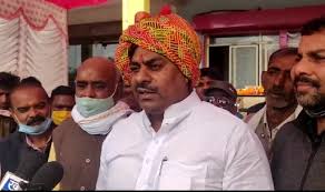 bhopal, religious site,government should acquire,throwing stones, Protem Speaker Sharma