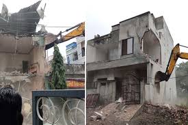 Indore, Bulldozer ,district administration, fired on two, drug mafia houses