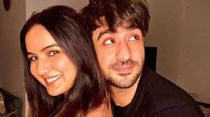 mumbai,Jasmine Bhasin, wrote emotional note ,after elimination, 