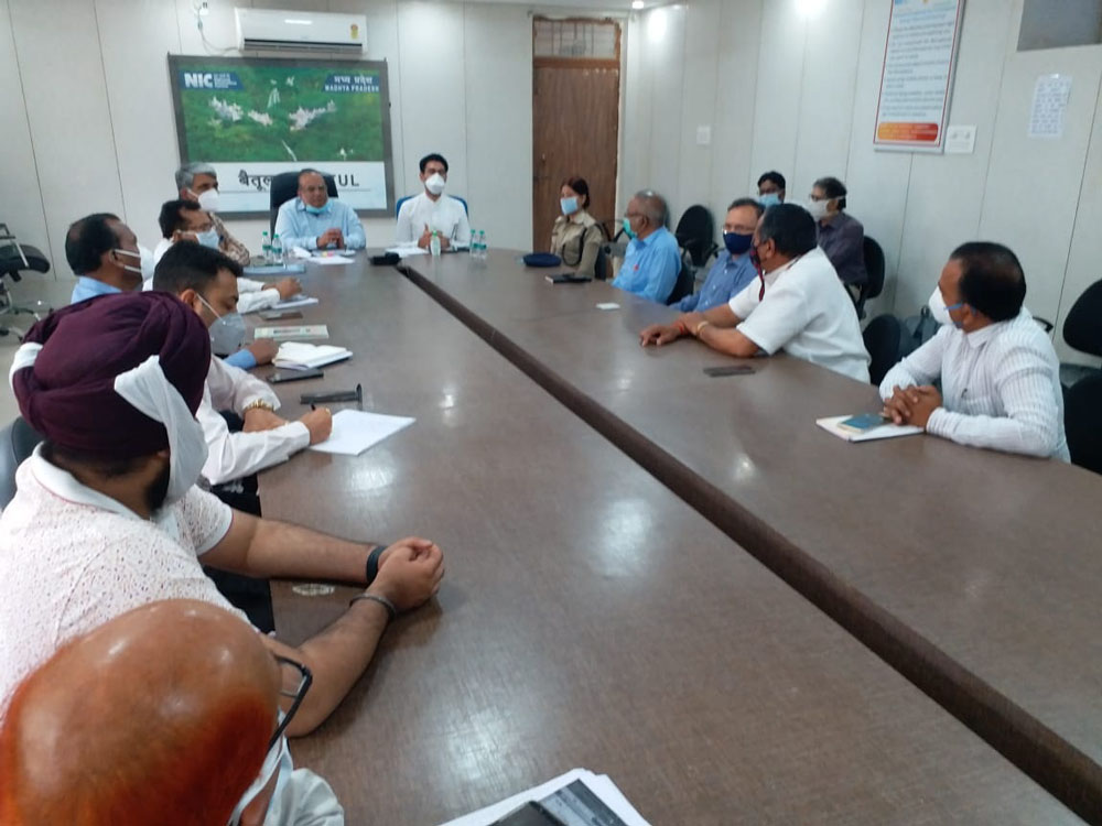 Betul,Holi and Rangpanchami ,cannot be played collectively