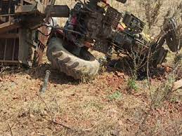 Jabalpur, 30 laborers injured, tractor-trolley overturned