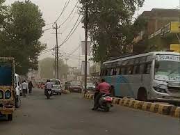 Gwalior, Clouds prevailing, dusty storm