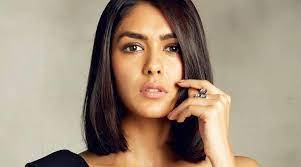 mumbai, Mrunal Thakur ,star in 