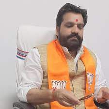 bhajpa pradesh mantri rajesh pandya 