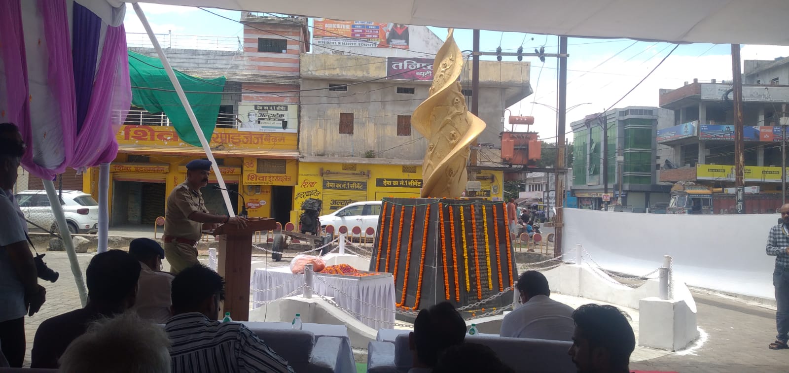 मृतकों की याद में श्रद्धांजलि सभा का हुआ आयोजन