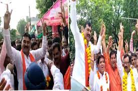 कमल के गढ़ में फिर खिला कमल  