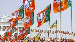 कमल के गढ़ में फिर खिला कमल  