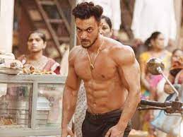 आयुष शर्मा ने किया अगली फिल्म का ऐलान