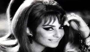 सायरा का 77 वा जन्मदिन 