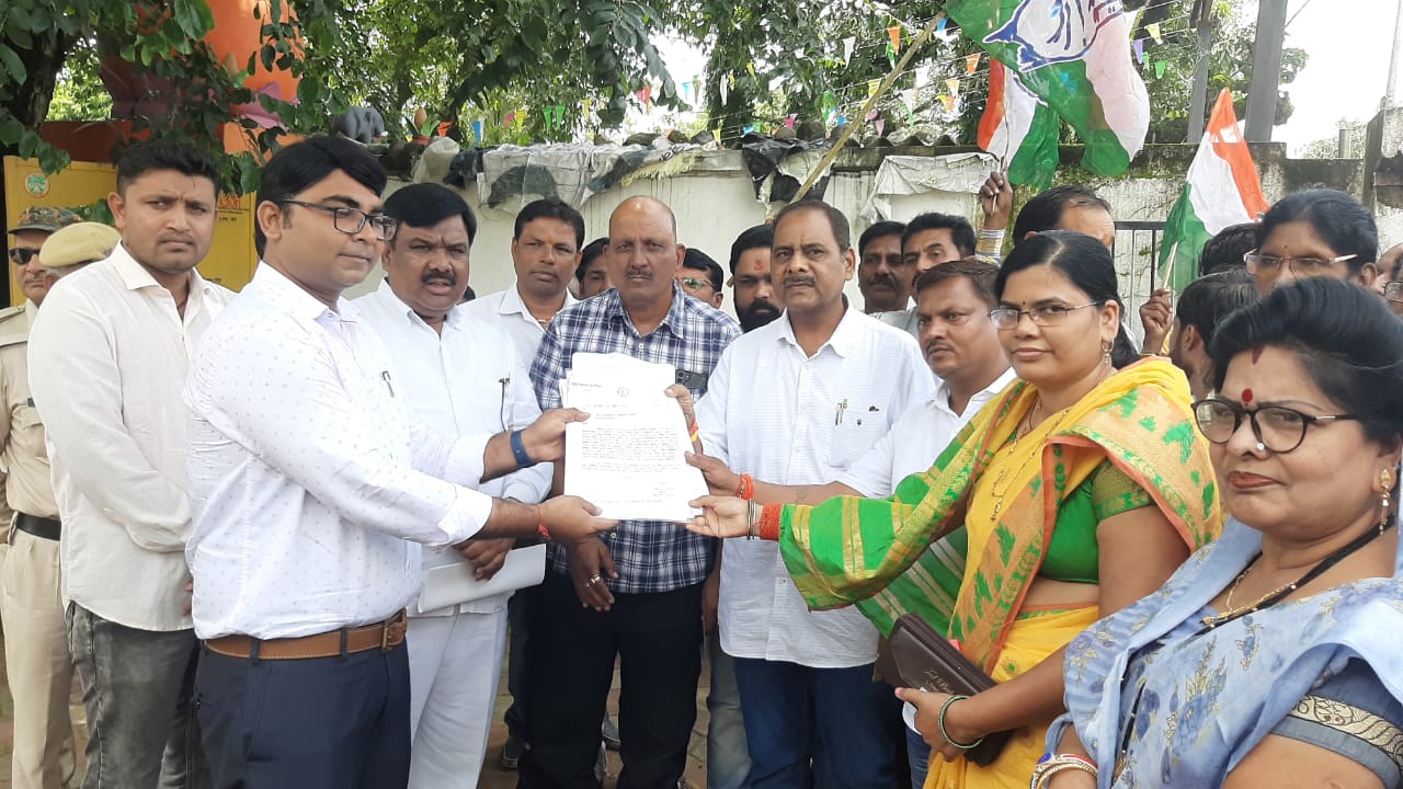 अति वर्षा से किसानों की फसलें हुई बर्बाद