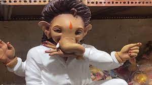 बप्पा पुष्पा के रूप में 