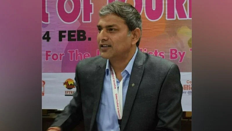 रवि ने शुरू किया नया सफर