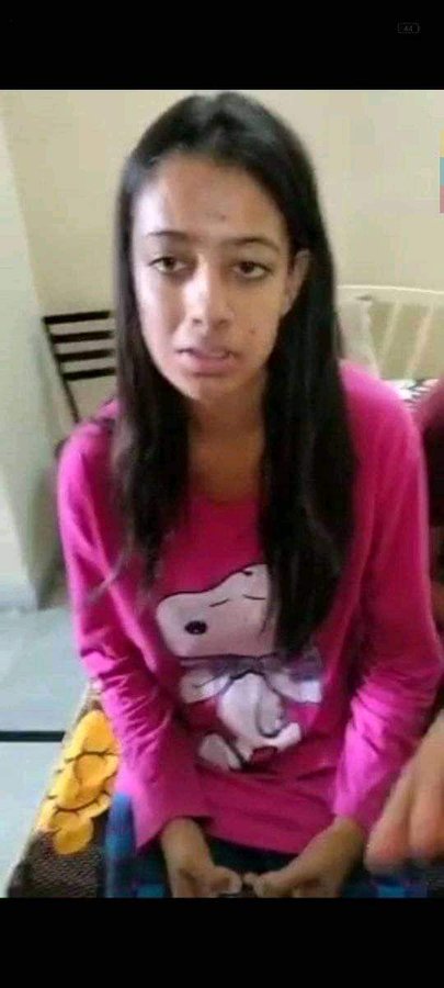 60 छात्राओं का नहाते हुए वीडियो  वायरल 