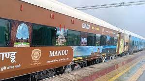 जानें क्या है खास गरबा एक्सप्रेस में 