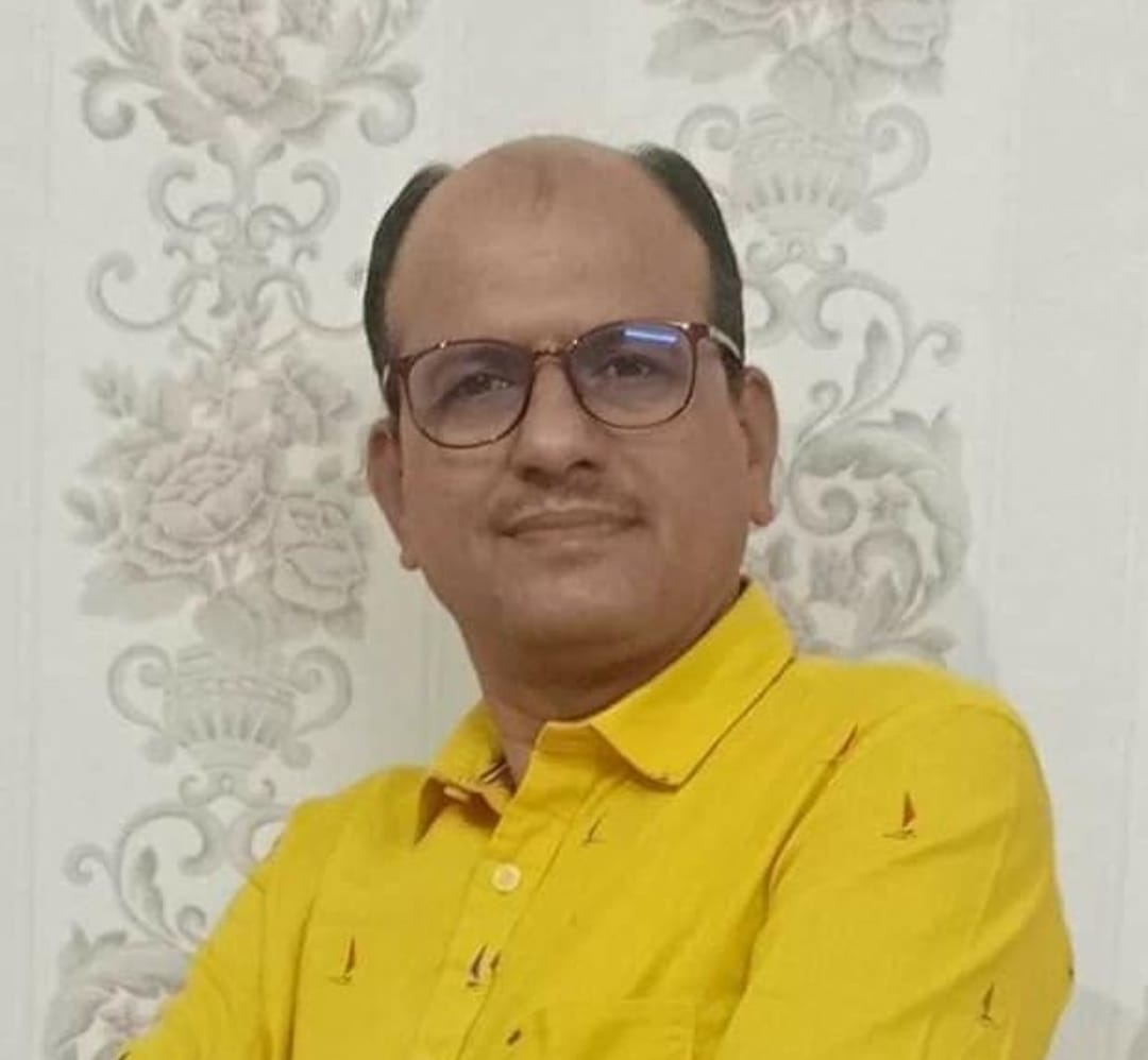 नर्मदा की भांति बहता हुआ है  दिग्विजय सिंह  का जीवन