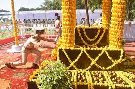 पुलिस शहीद स्मृति दिवस पर निकाली रैली