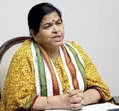 दुष्कर्मियों को कड़ी सजा के बयान पर बुरी फंसी उषा ठाकुर