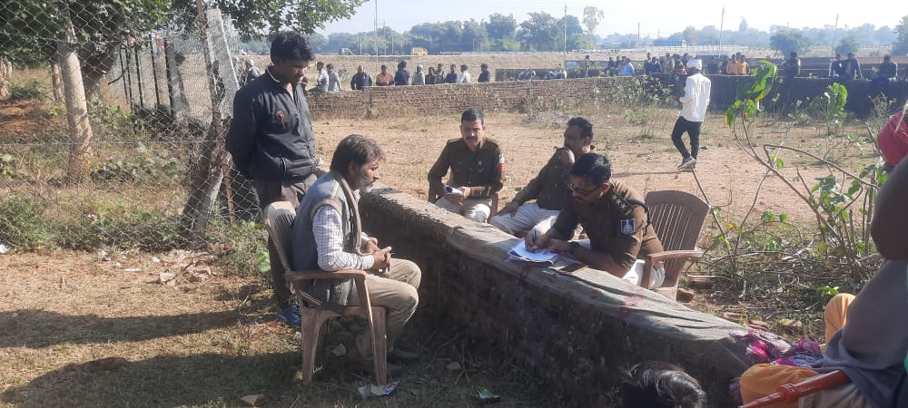 संदिग्ध परिस्थिति में मिला युवक का शव