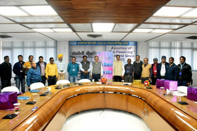 विश्व दिव्यांग दिवस पर समारोह का आयोजन