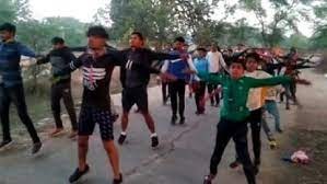 रिटायर्ड प्रोफेसर का अपने गांव से प्यार