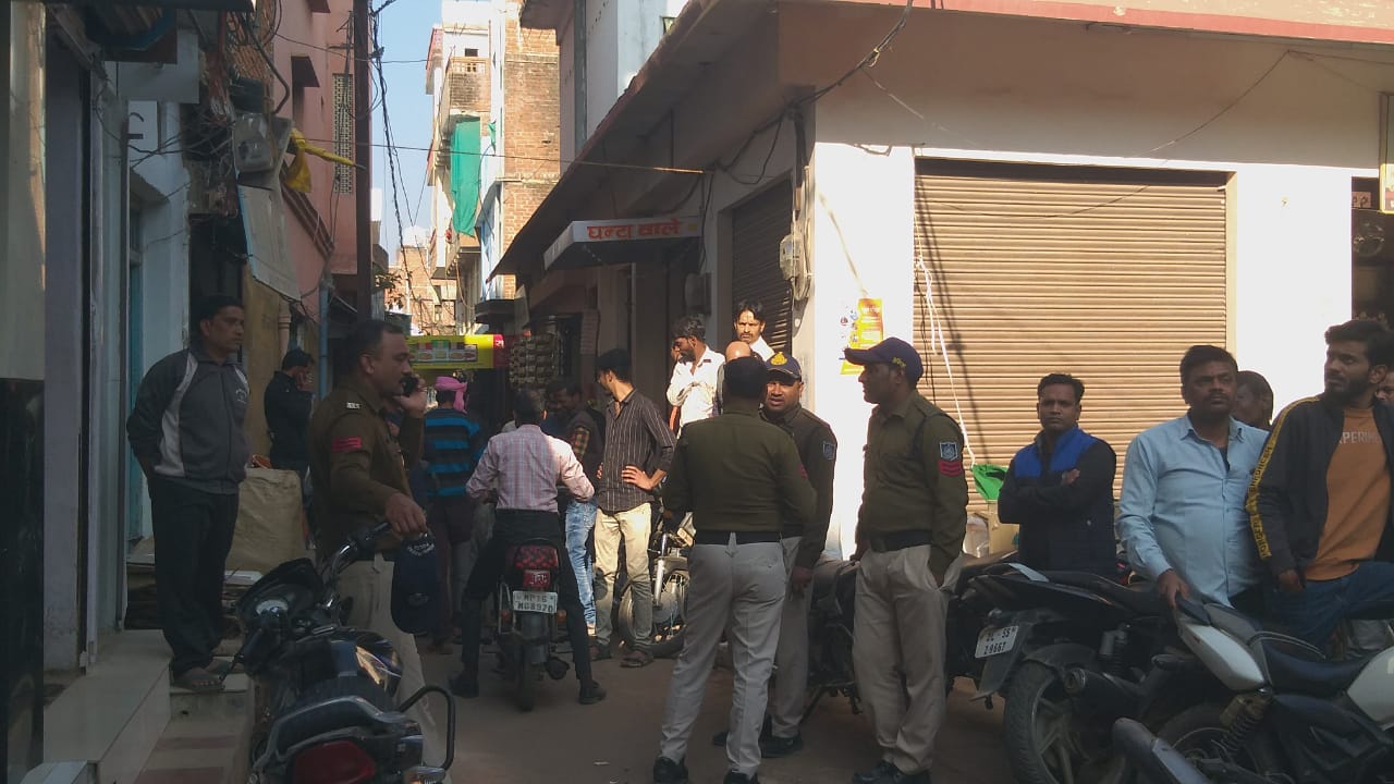 व्यापारी पर गोली चलाने वाले बदमाशों की खोज