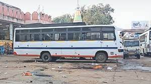 बस स्टैंड की व्यवस्था सुधारने के आदेश